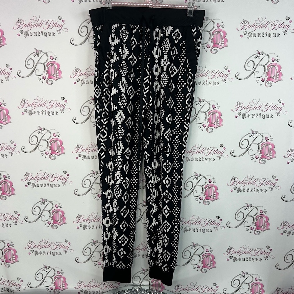 No Boundaries pants stretchy Aztec boho Black and White Geometric Joggers